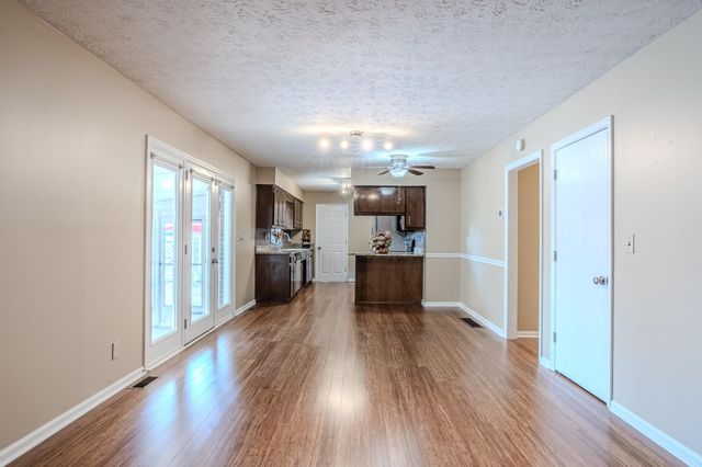 120 Lindenwood Lane, Frankfort, KY 40601