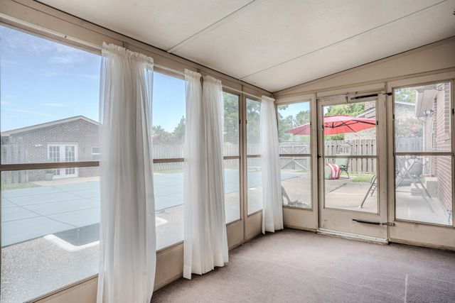 120 Lindenwood Lane, Frankfort, KY 40601