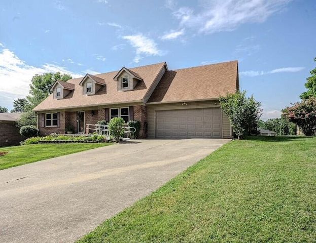 120 Lindenwood Lane, Frankfort, KY 40601