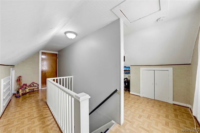 74 Old Colony Avenue, Tonawanda, NY 14150