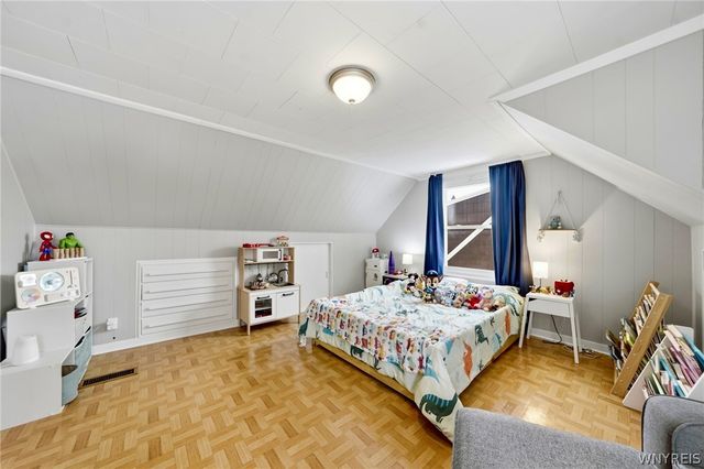 74 Old Colony Avenue, Tonawanda, NY 14150