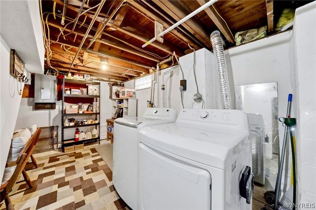 74 Old Colony Avenue, Tonawanda, NY 14150