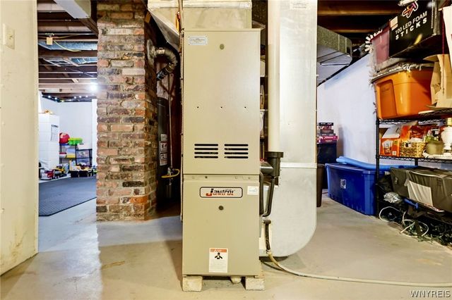 74 Old Colony Avenue, Tonawanda, NY 14150