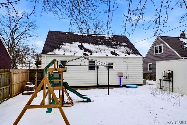 74 Old Colony Avenue, Tonawanda, NY 14150