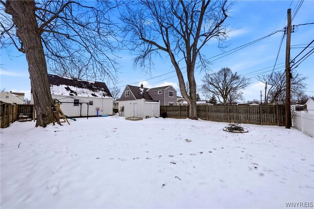 74 Old Colony Avenue, Tonawanda, NY 14150