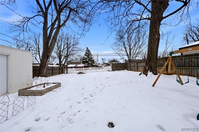 74 Old Colony Avenue, Tonawanda, NY 14150