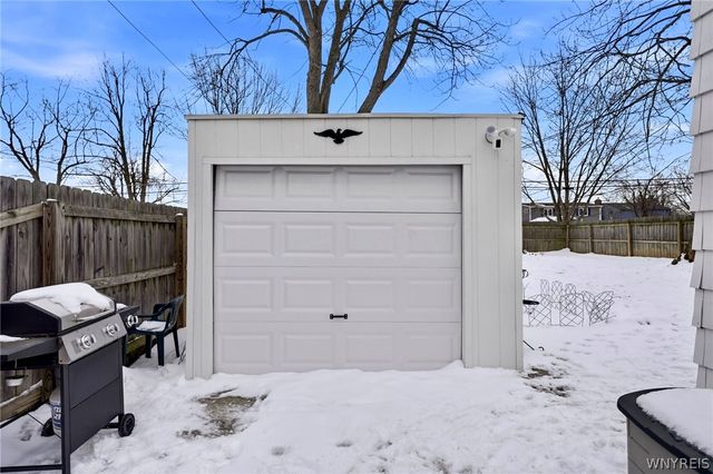 74 Old Colony Avenue, Tonawanda, NY 14150