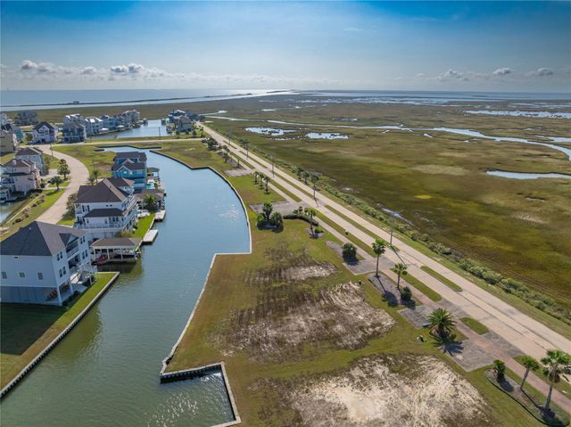 41 Shell Key, Hitchcock, TX 77563