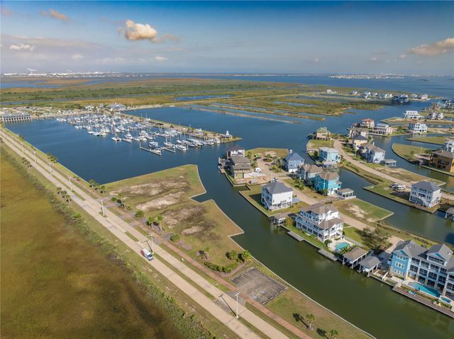 41 Shell Key, Hitchcock, TX 77563