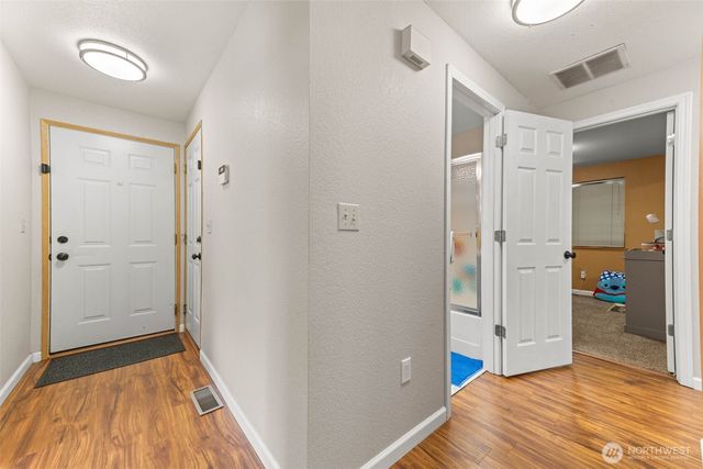 207 S 63rd Street, Tacoma, WA 98408