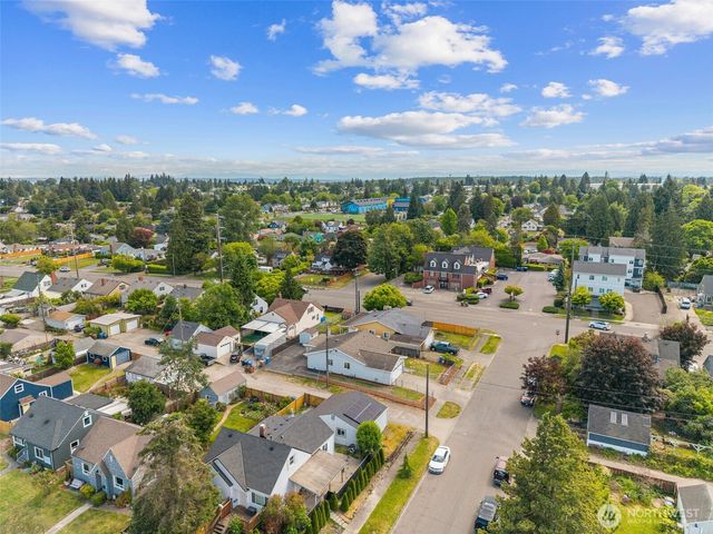 207 S 63rd Street, Tacoma, WA 98408
