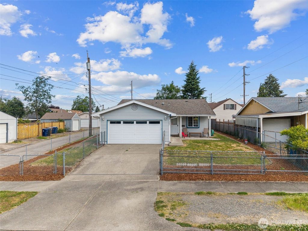 207 S 63rd Street, Tacoma, WA 98408