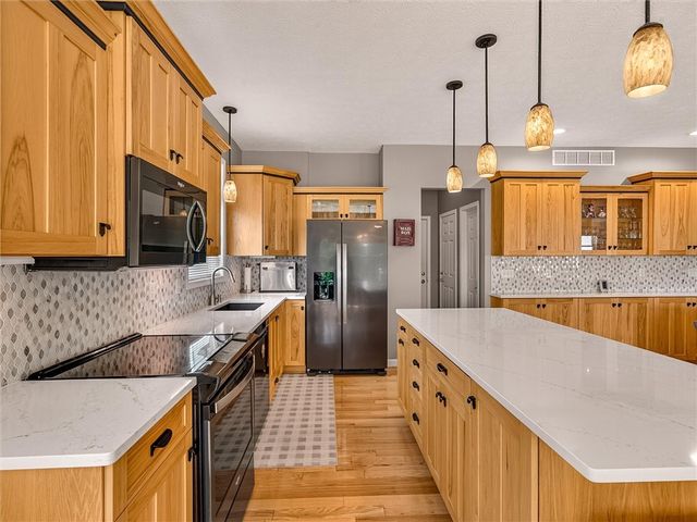 29 Country Creek Lane, Hamlin, NY 14468