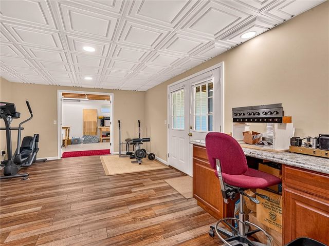 29 Country Creek Lane, Hamlin, NY 14468