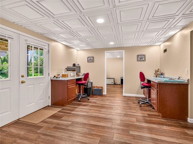 29 Country Creek Lane, Hamlin, NY 14468