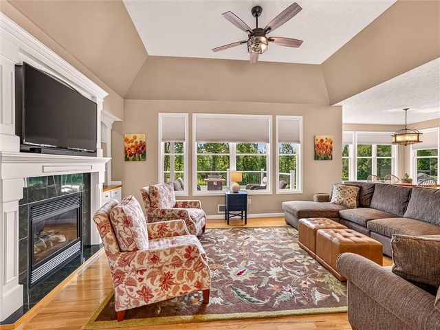 29 Country Creek Lane, Hamlin, NY 14468
