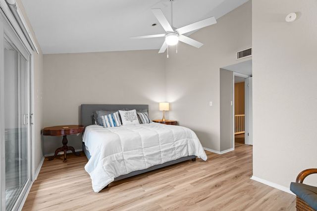 1903 Bayhouse, Rockport, TX 78382