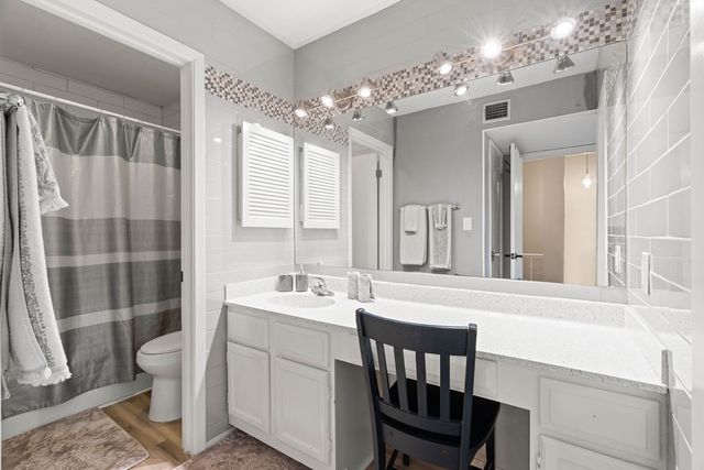 1903 Bayhouse, Rockport, TX 78382