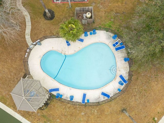 1903 Bayhouse, Rockport, TX 78382