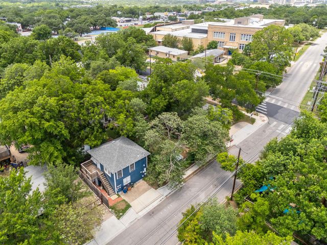 2102 Brackenridge ST A, Austin, TX 78704