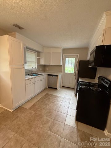 9413 Split Rail Lane, Charlotte, NC 28227