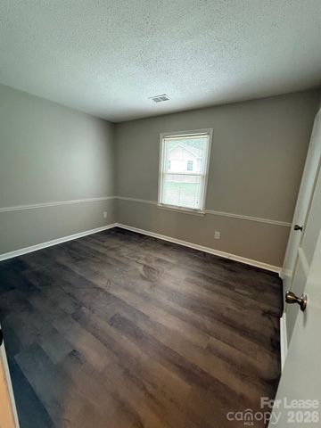 9413 Split Rail Lane, Charlotte, NC 28227