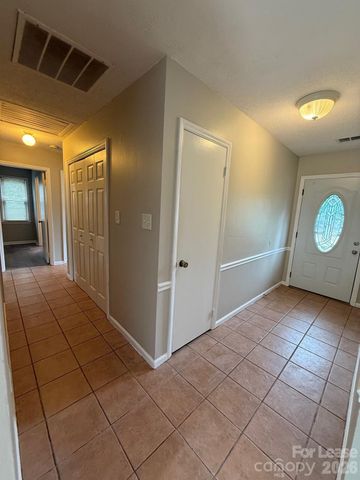 9413 Split Rail Lane, Charlotte, NC 28227