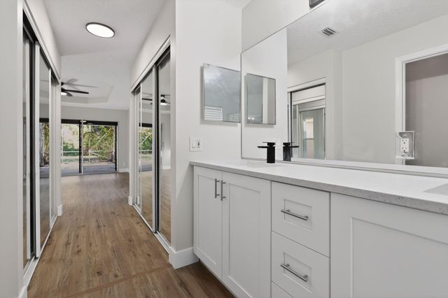 3037 Casa Rio Court, Riviera Beach, FL 33418