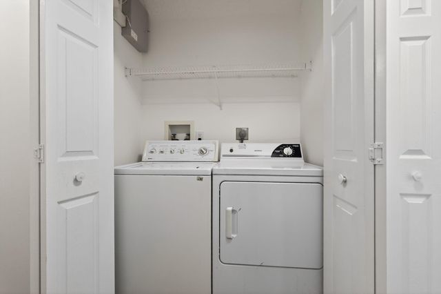 3037 Casa Rio Court, Riviera Beach, FL 33418