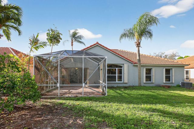 3037 Casa Rio Court, Riviera Beach, FL 33418