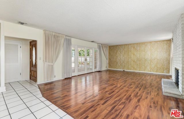 4821 W 63rd Street, Los Angeles, CA 90056