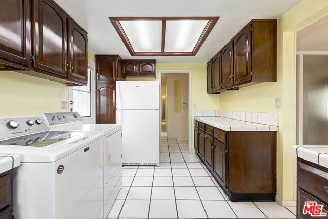 4821 W 63rd Street, Los Angeles, CA 90056