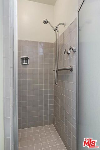 4821 W 63rd Street, Los Angeles, CA 90056