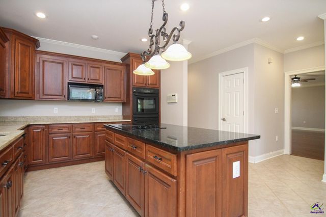 213 Sabre Drive, Bonaire, GA 31005
