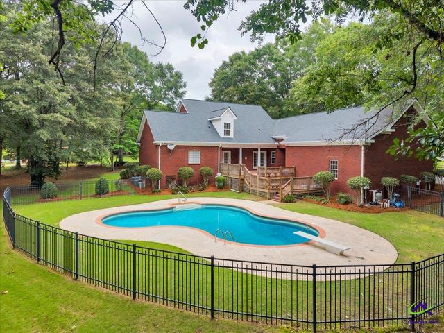 213 Sabre Drive, Bonaire, GA 31005