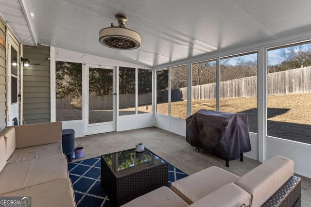 706 Bridle Creek Way, Auburn, GA 30011