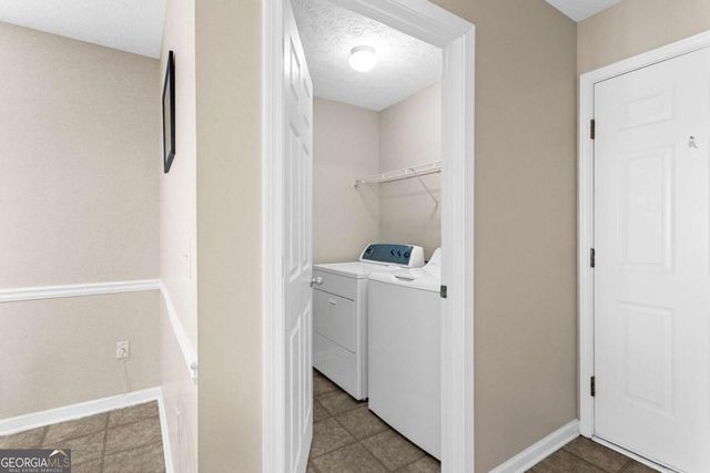 706 Bridle Creek Way, Auburn, GA 30011