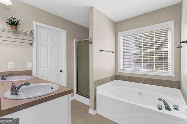 706 Bridle Creek Way, Auburn, GA 30011