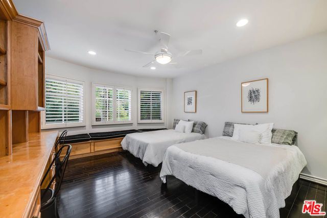 4063 Benedict Canyon Drive, Sherman Oaks, CA 91423