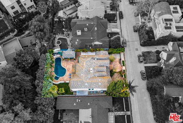 4063 Benedict Canyon Drive, Sherman Oaks, CA 91423