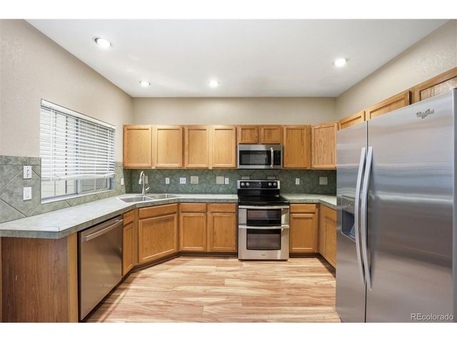 9976 E Hawaii Pl, Aurora, CO 80247