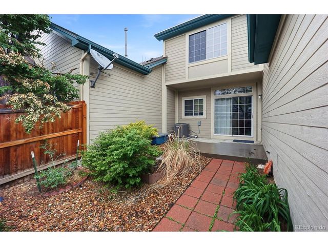 9976 E Hawaii Pl, Aurora, CO 80247