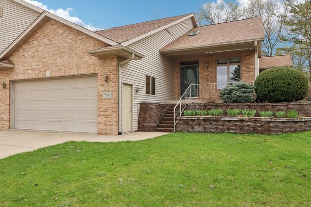 734 8th Street, Prairie Du Sac, WI 53578