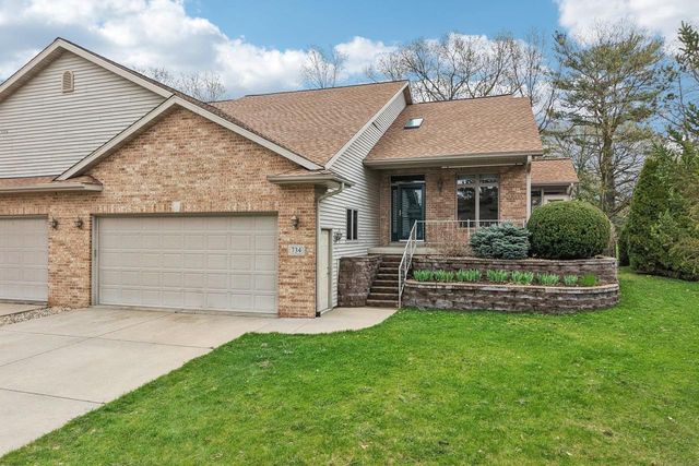 734 8th Street, Prairie Du Sac, WI 53578