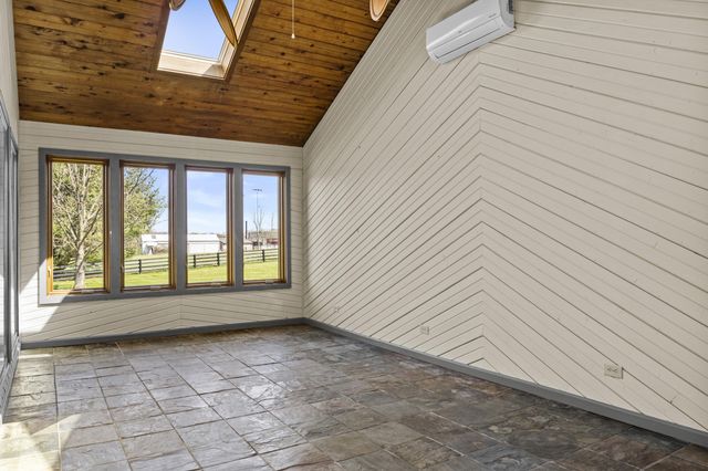 3760 Old Boonesboro Road, Winchester, KY 40391