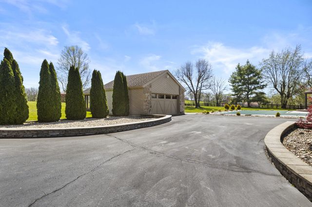 3760 Old Boonesboro Road, Winchester, KY 40391