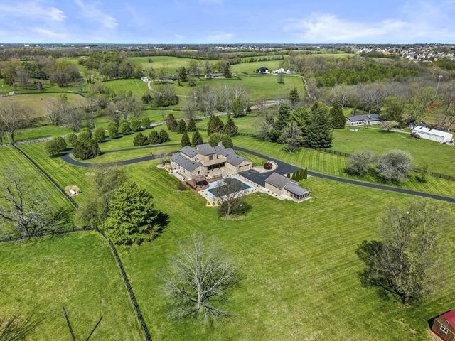 3760 Old Boonesboro Road, Winchester, KY 40391