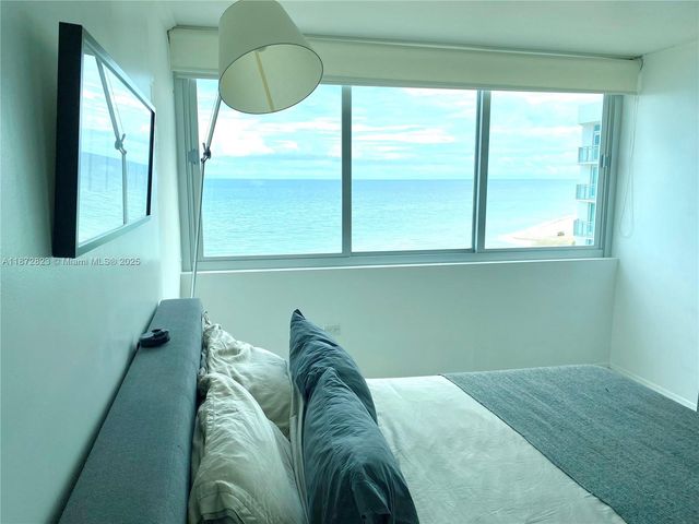 7135 Collins Ave 1806, Miami Beach, FL 33141