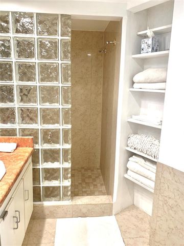 7135 Collins Ave 1806, Miami Beach, FL 33141