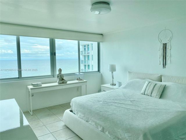 7135 Collins Ave 1806, Miami Beach, FL 33141